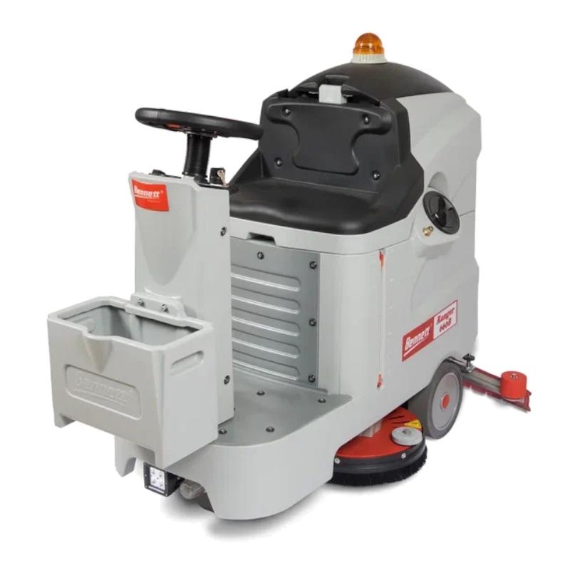Аккумуляторная поломоечная машина с местом оператора Bennett Ranger R660b (с литиевым АКБ 150 а/ч)