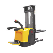 Штабелер самоходный с платформой 1,5 т 3 м XILIN CDDK15-III