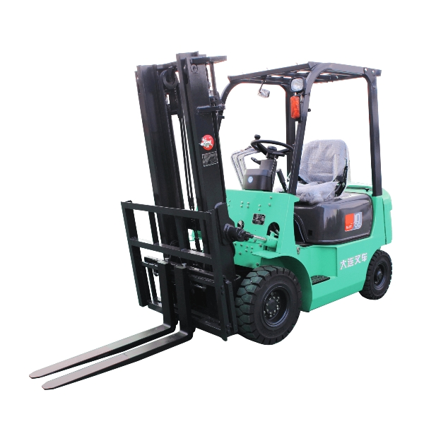 Дизельный погрузчик DALIAN CPCD18CB